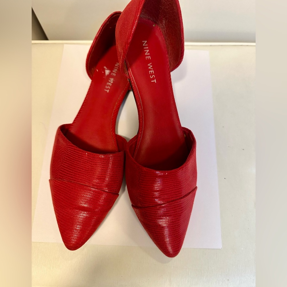 Nine West Vibrant Red D'Orsay Flats size 6